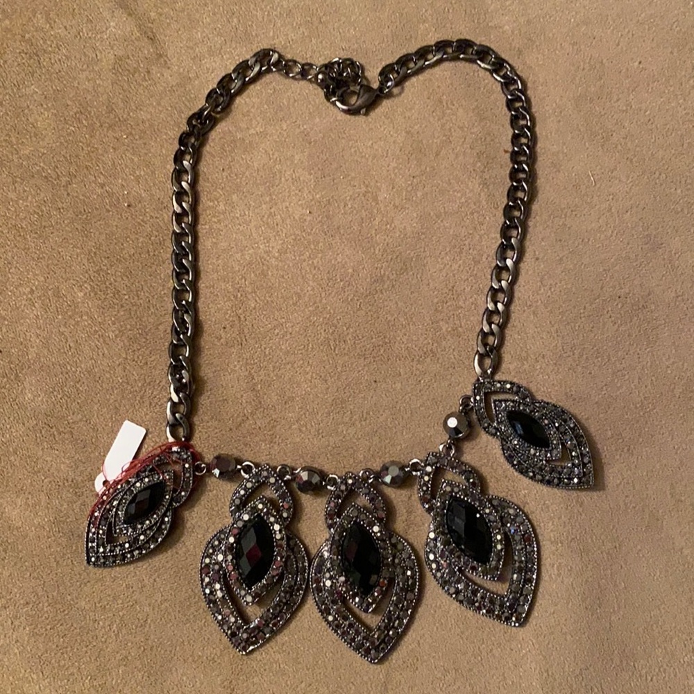 Black rhinestone necklace